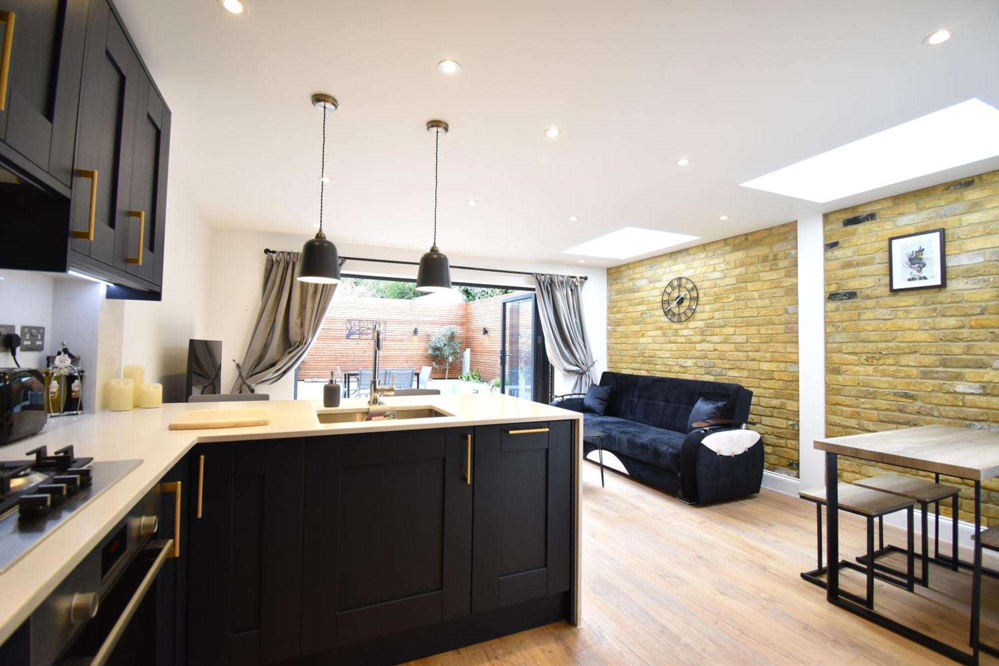 Stunning 2 Bed Apartment Londres Extérieur photo