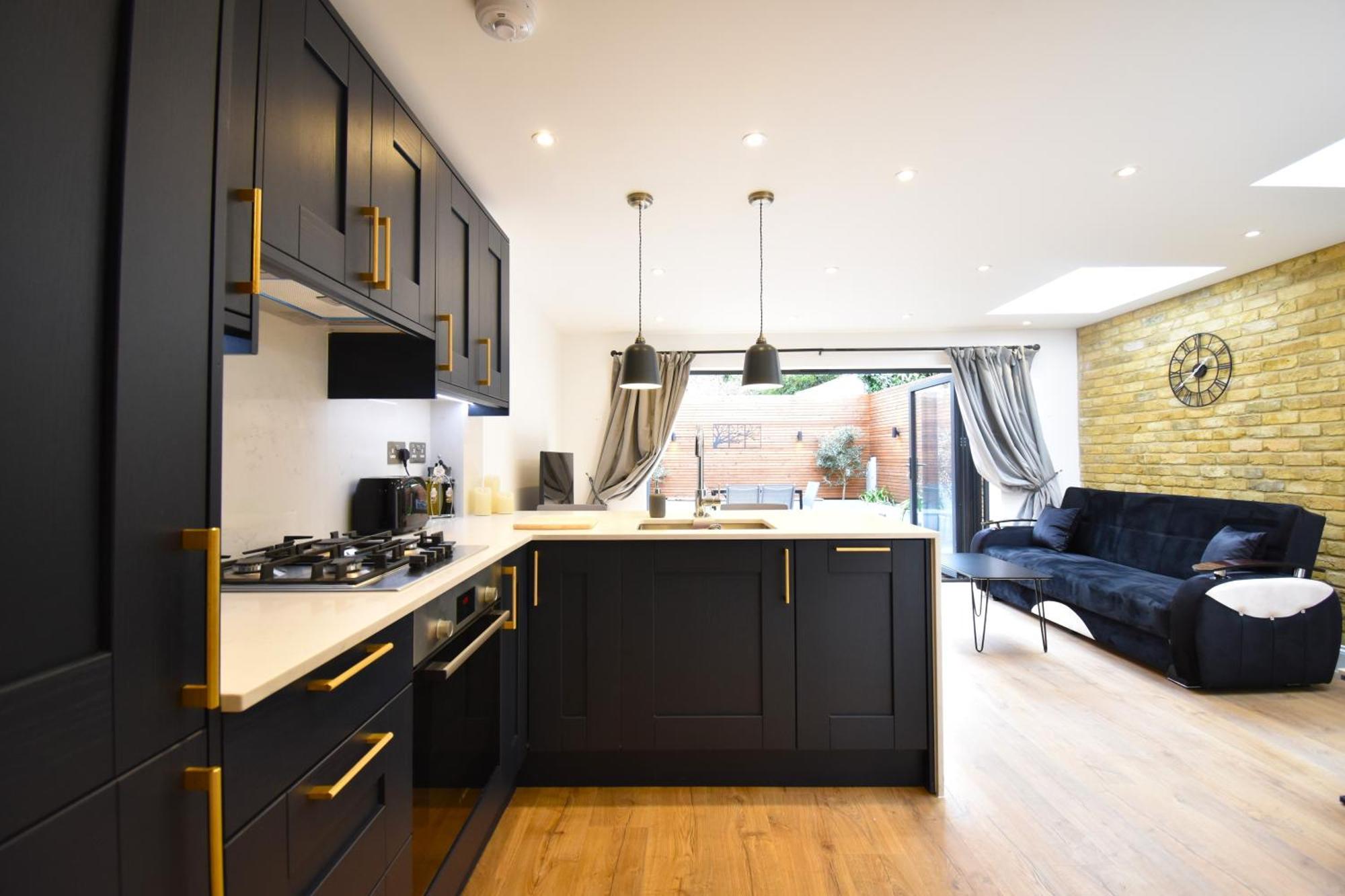 Stunning 2 Bed Apartment Londres Extérieur photo