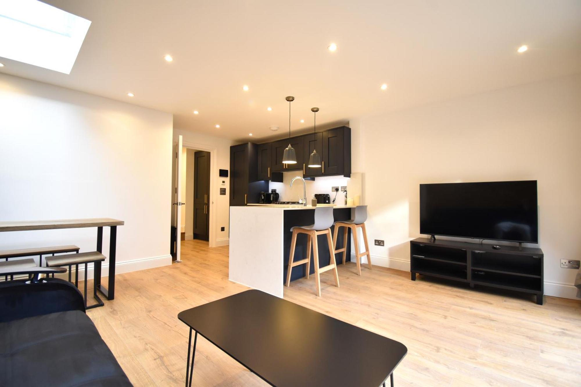 Stunning 2 Bed Apartment Londres Extérieur photo