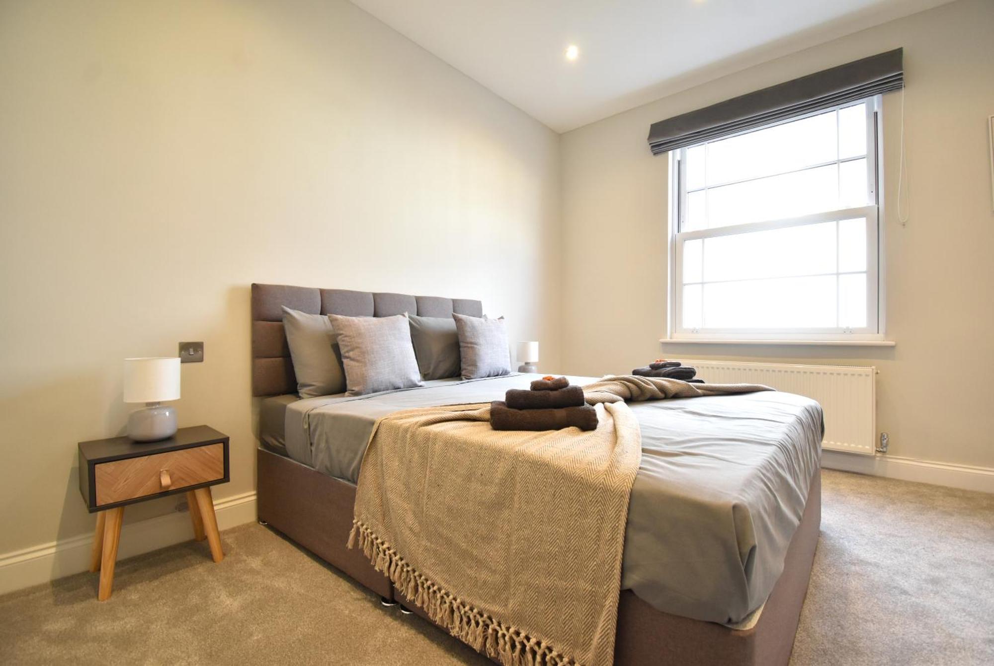 Stunning 2 Bed Apartment Londres Extérieur photo