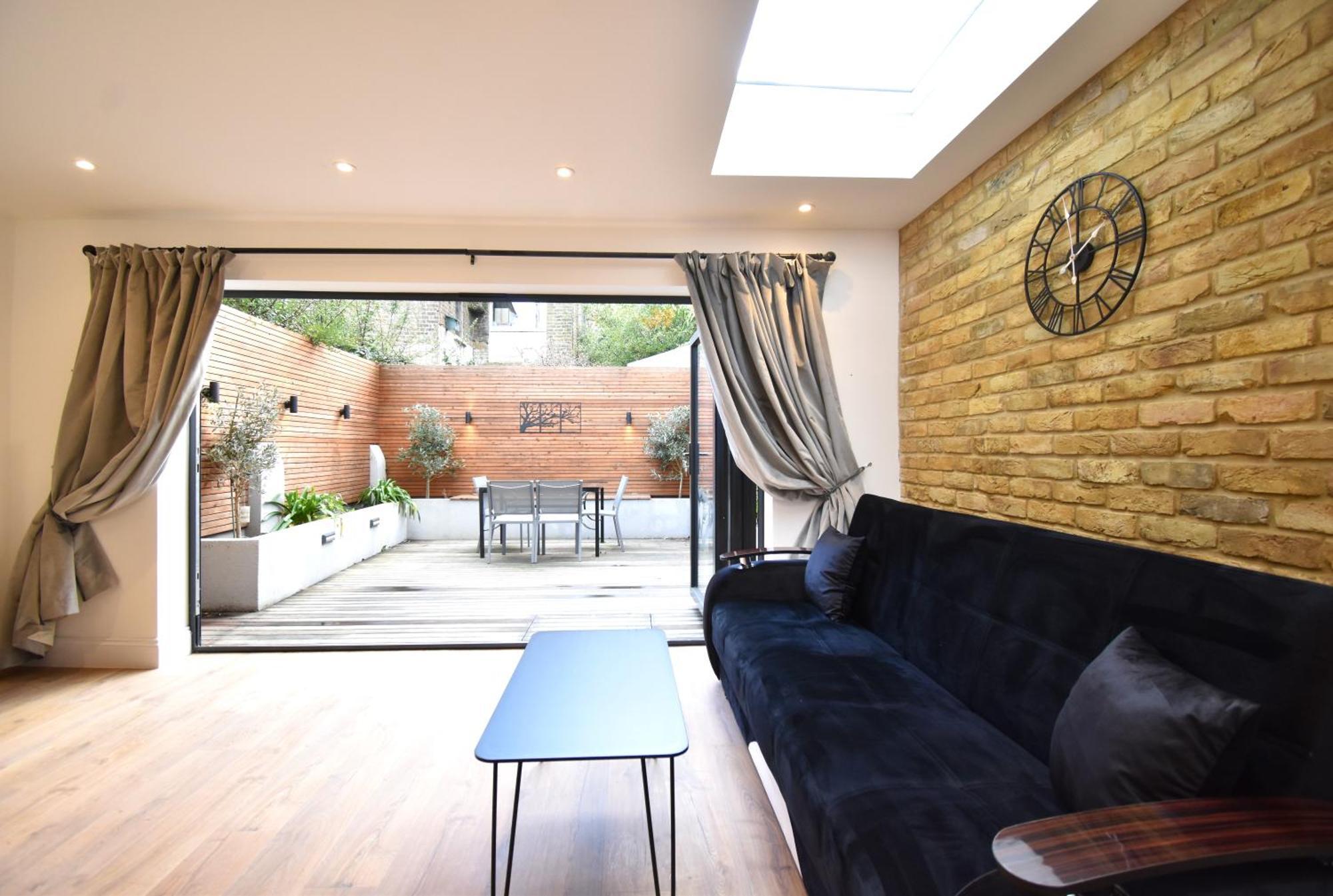 Stunning 2 Bed Apartment Londres Extérieur photo