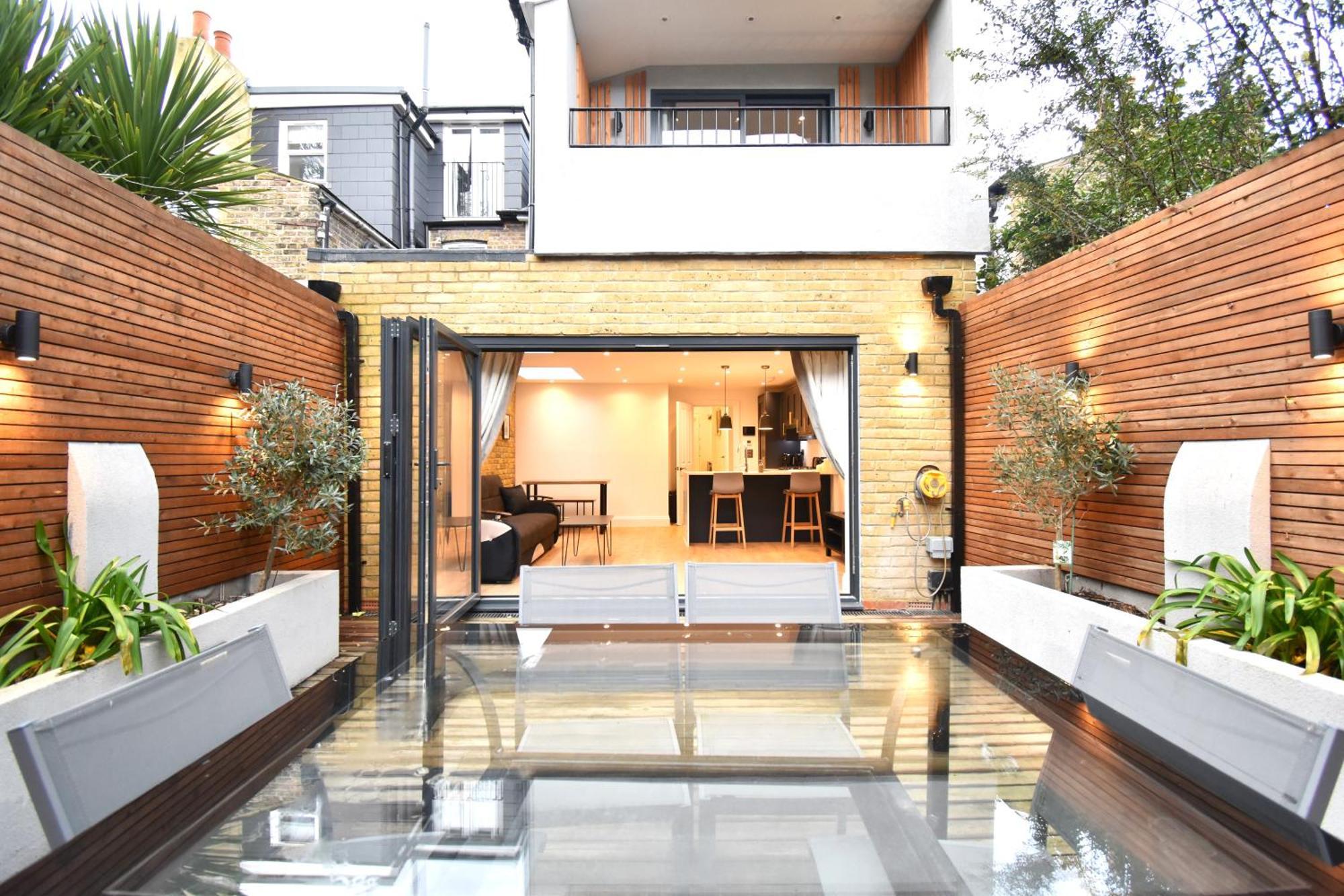 Stunning 2 Bed Apartment Londres Extérieur photo